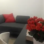 Travel House Penzion La Spezia