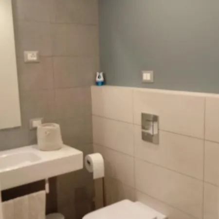 Travel House Konukevi 4*